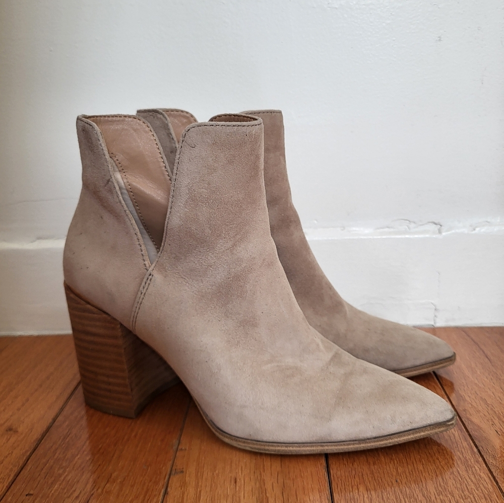 Steve Madden Tan Ankle Booties with Block Heel